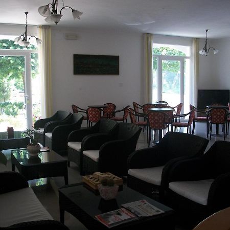 Hotel Liliana Rimini Kültér fotó